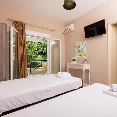 Dimitreli Eleni Apartment Koinira